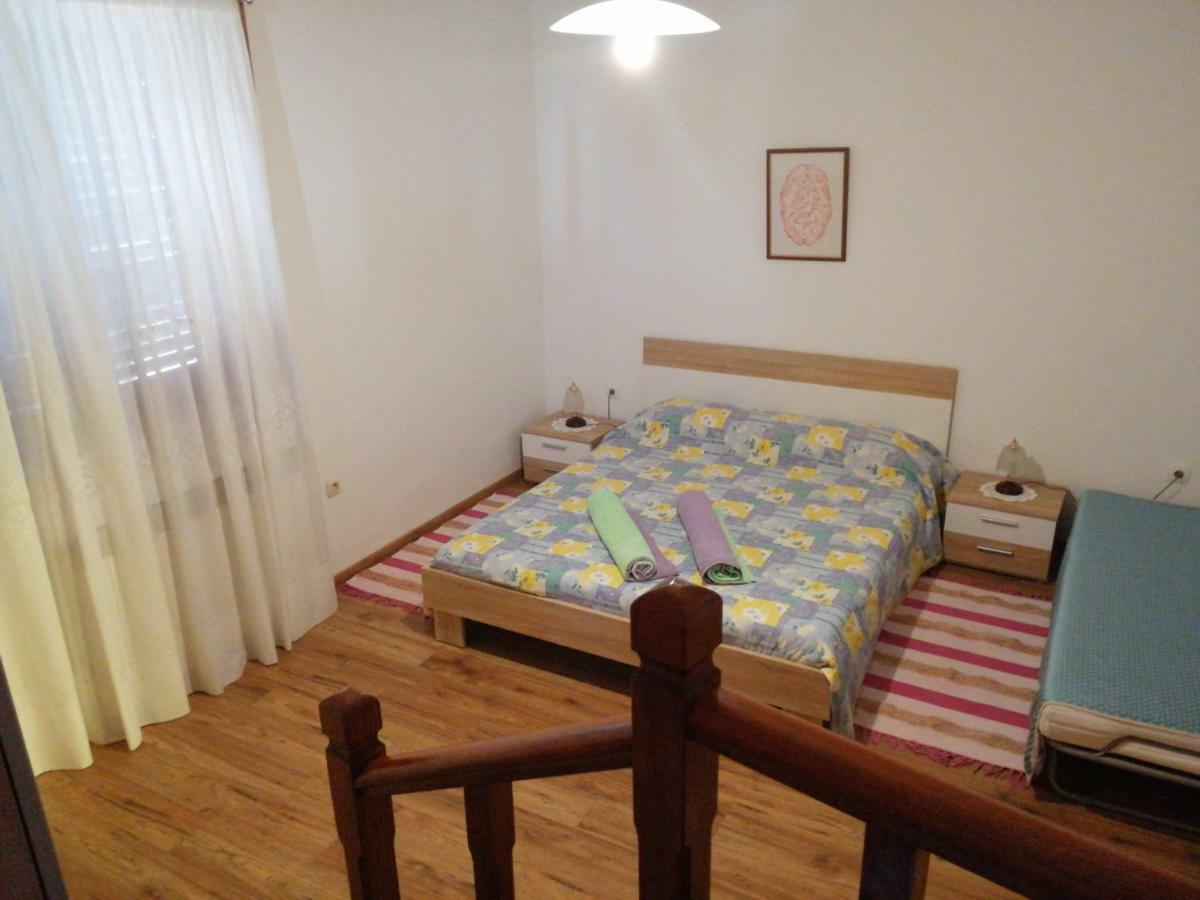 דירות פורץ Apartman Aurora מראה חיצוני תמונה