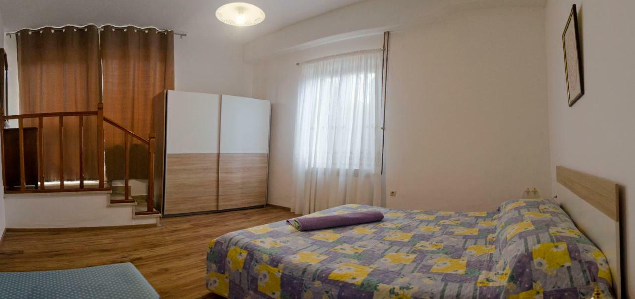 דירות פורץ Apartman Aurora מראה חיצוני תמונה
