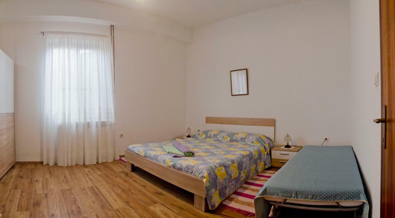 דירות פורץ Apartman Aurora מראה חיצוני תמונה